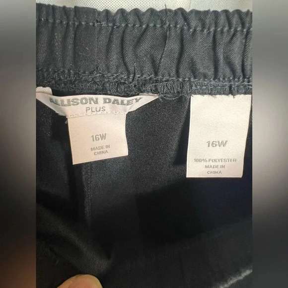 Allison Daley Capri Pants W/ Pockets Size 16W Black - Picture 3 of 6